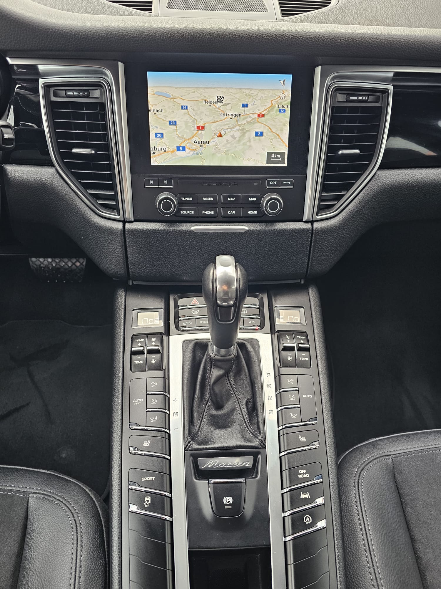 PORSCHE Macan S Diesel PDK-image-13