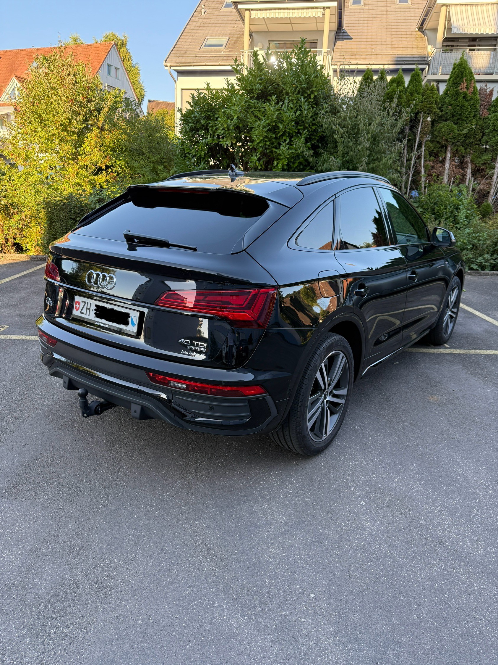 AUDI Q5 Sportback 40 TDI S line quattro S-tronic-image-0