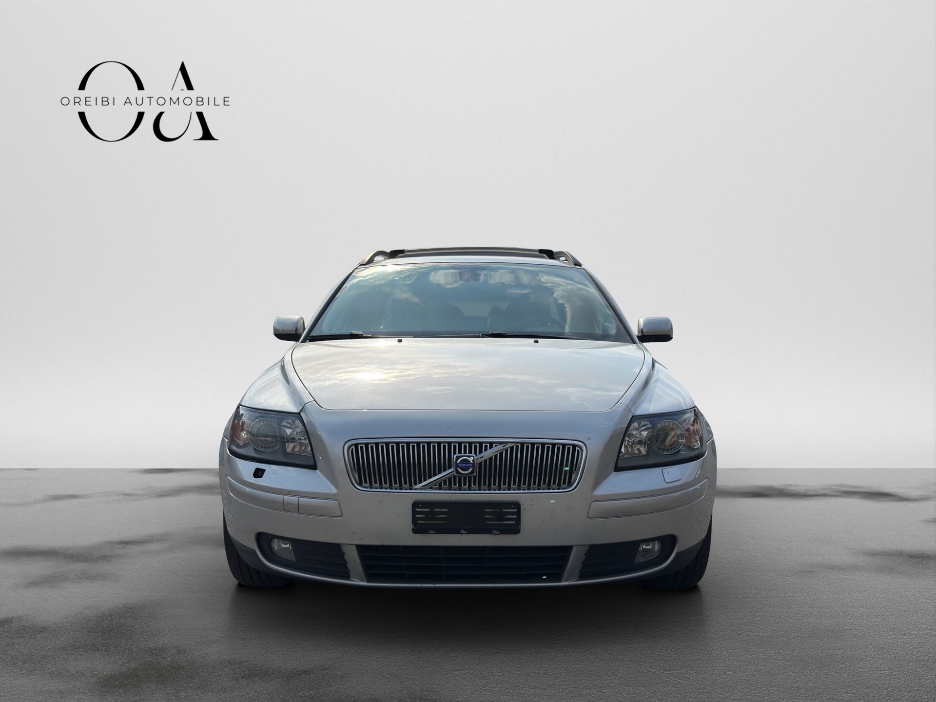 VOLVO V50 D5-image-0