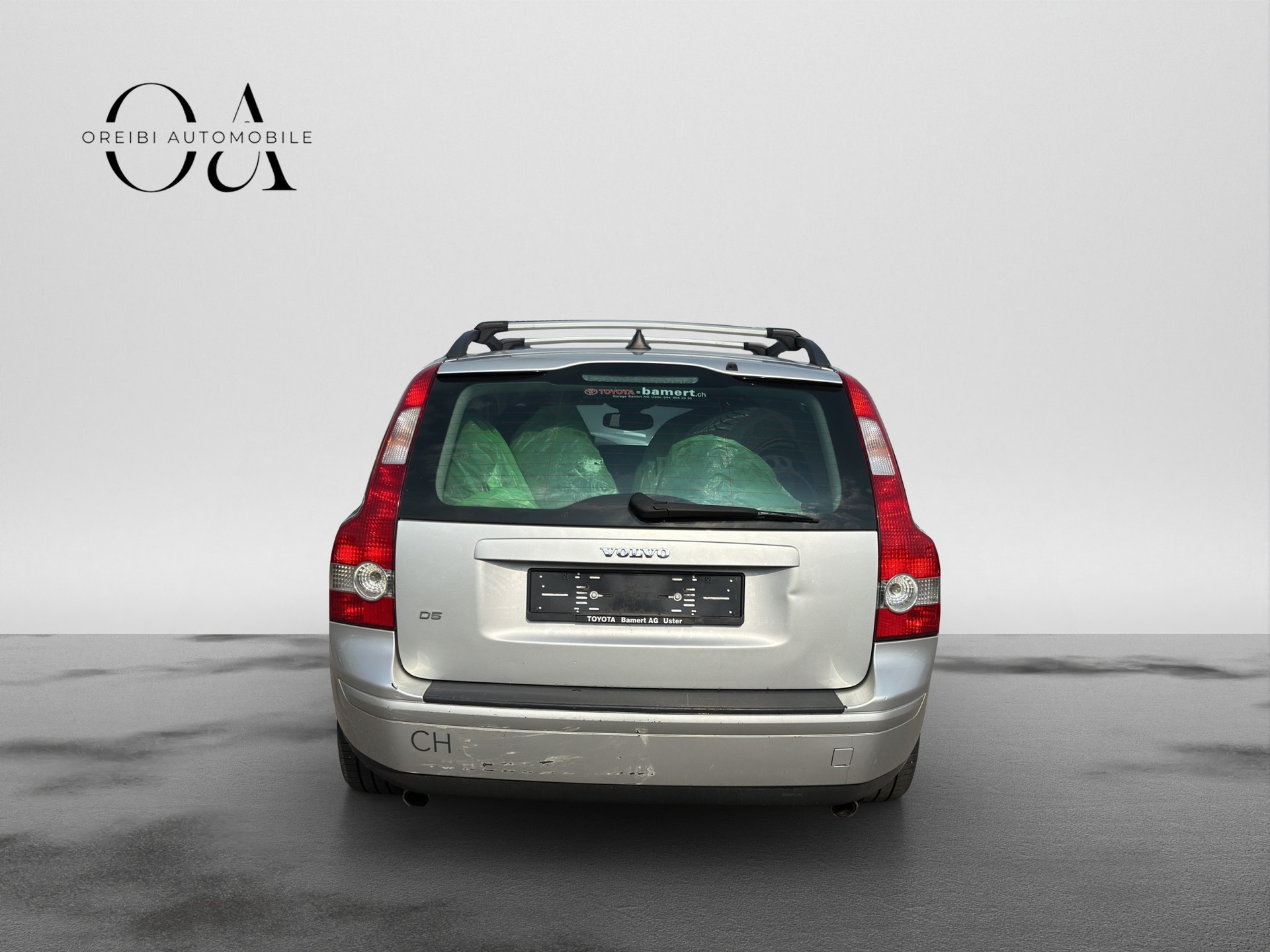 VOLVO V50 D5-image-4