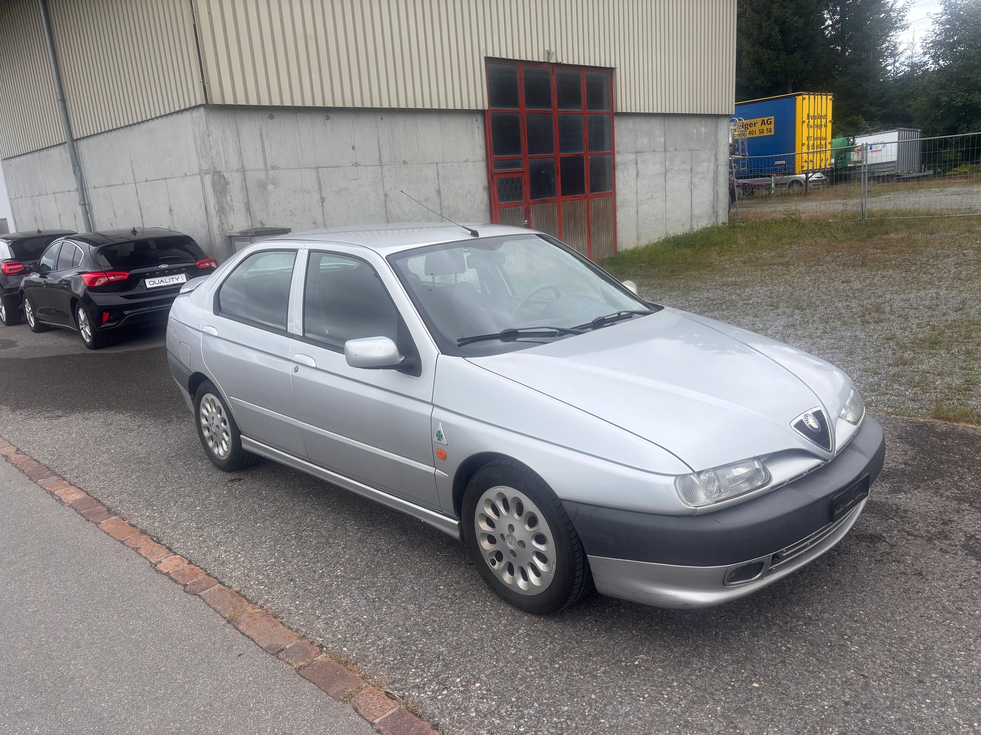 ALFA ROMEO 146 2.0 Ti 16V-image-2