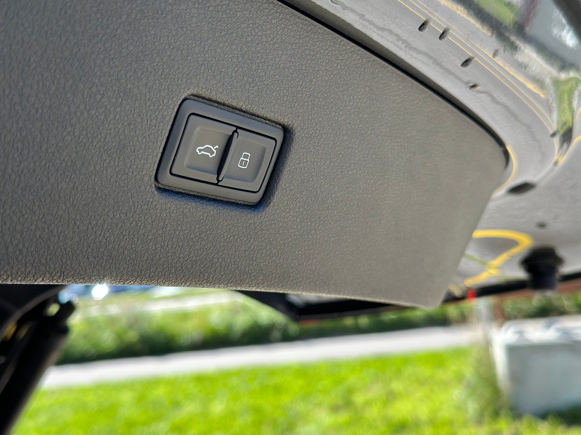 AUDI SQ5 Sportback TDI quattro tiptronic-image-9