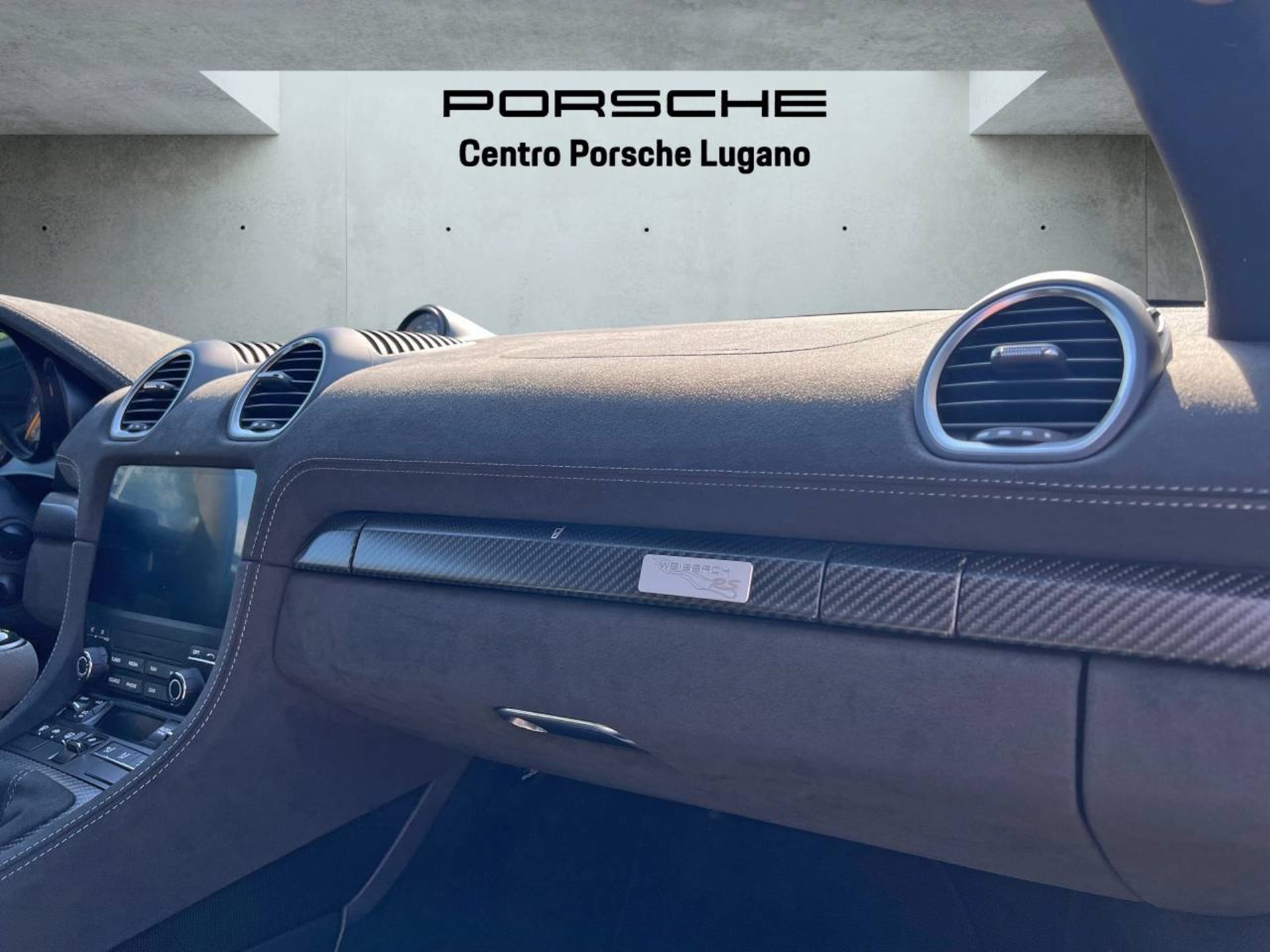 PORSCHE 718 Spyder RS-image-16