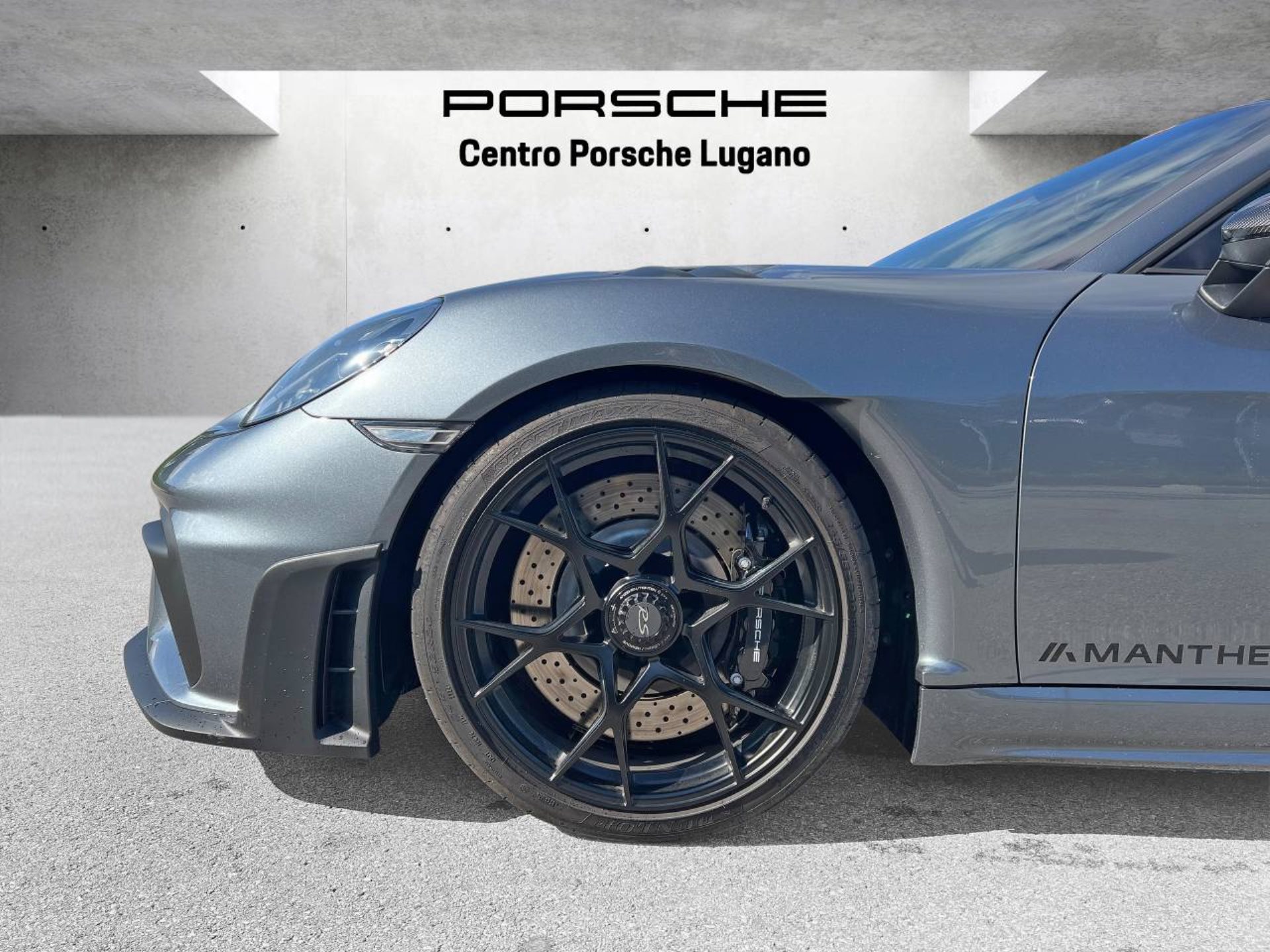 PORSCHE 718 Spyder RS-image-11
