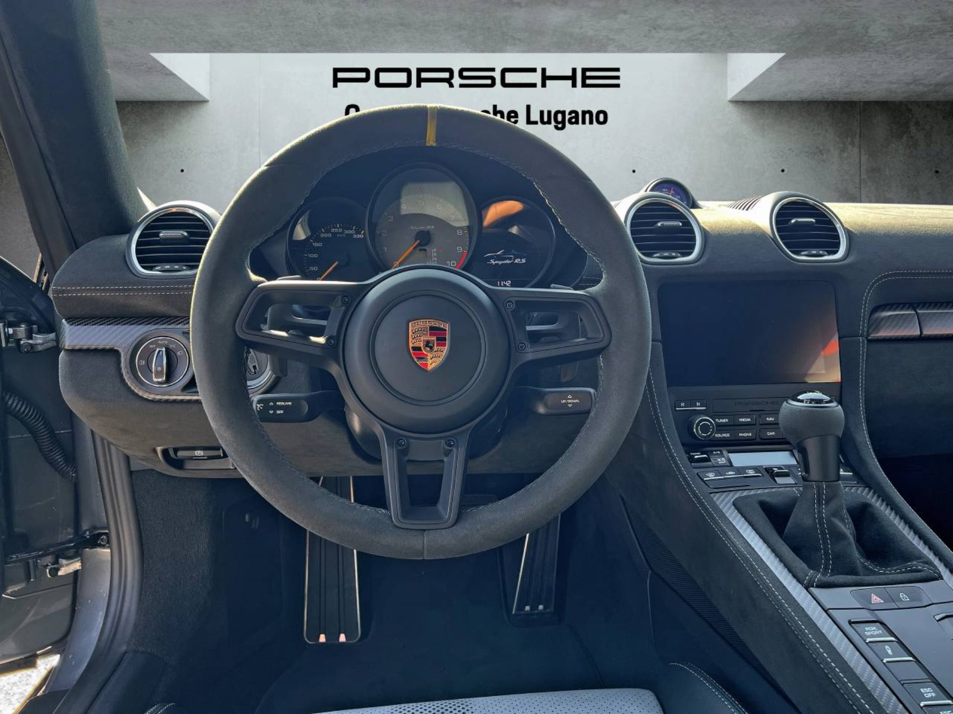 PORSCHE 718 Spyder RS-image-13