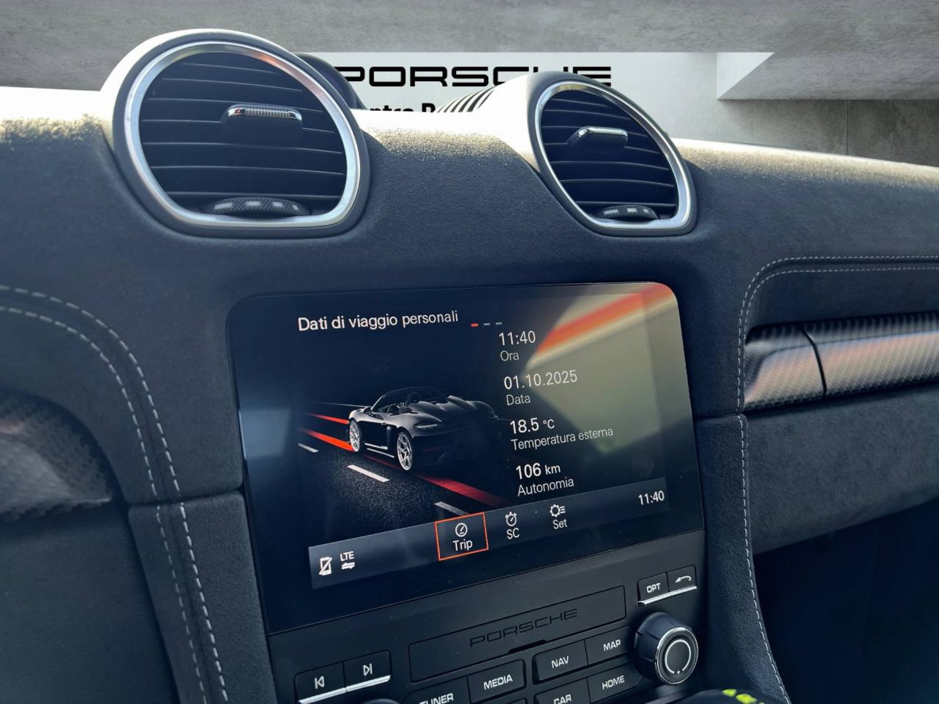 PORSCHE 718 Spyder RS-image-20