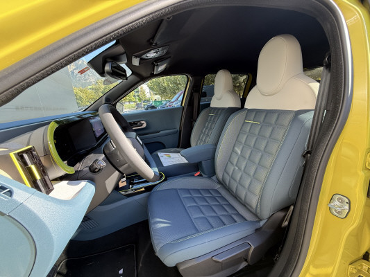 FIAT Grande Panda El. La Prima-image-5