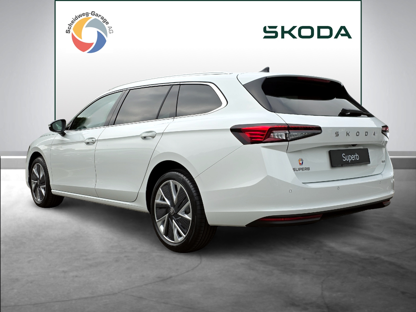 SKODA Superb Combi 2.0 TDi Selection 4x4 DSG-image-12