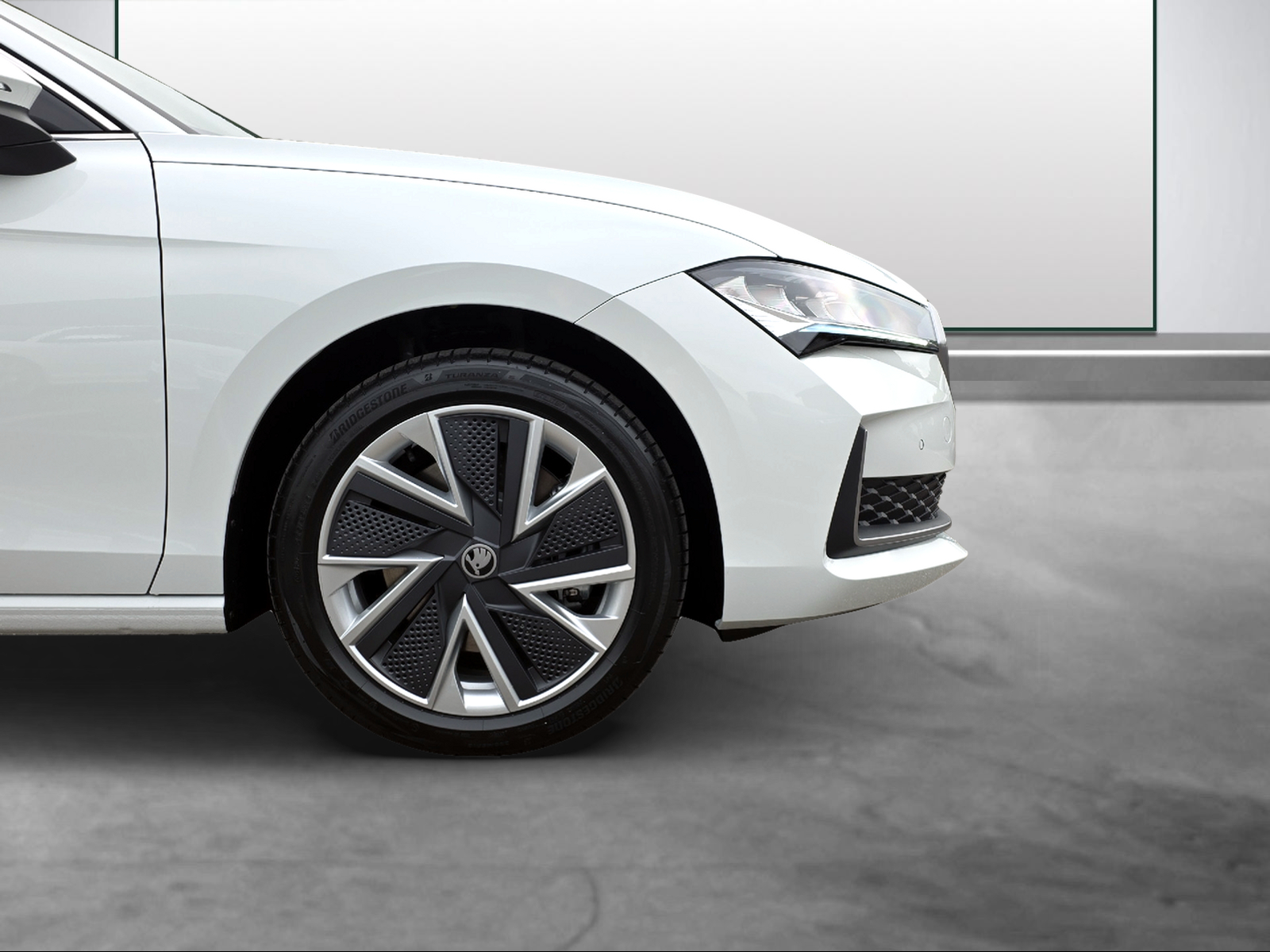 SKODA Superb Combi 2.0 TDi Selection 4x4 DSG-image-14