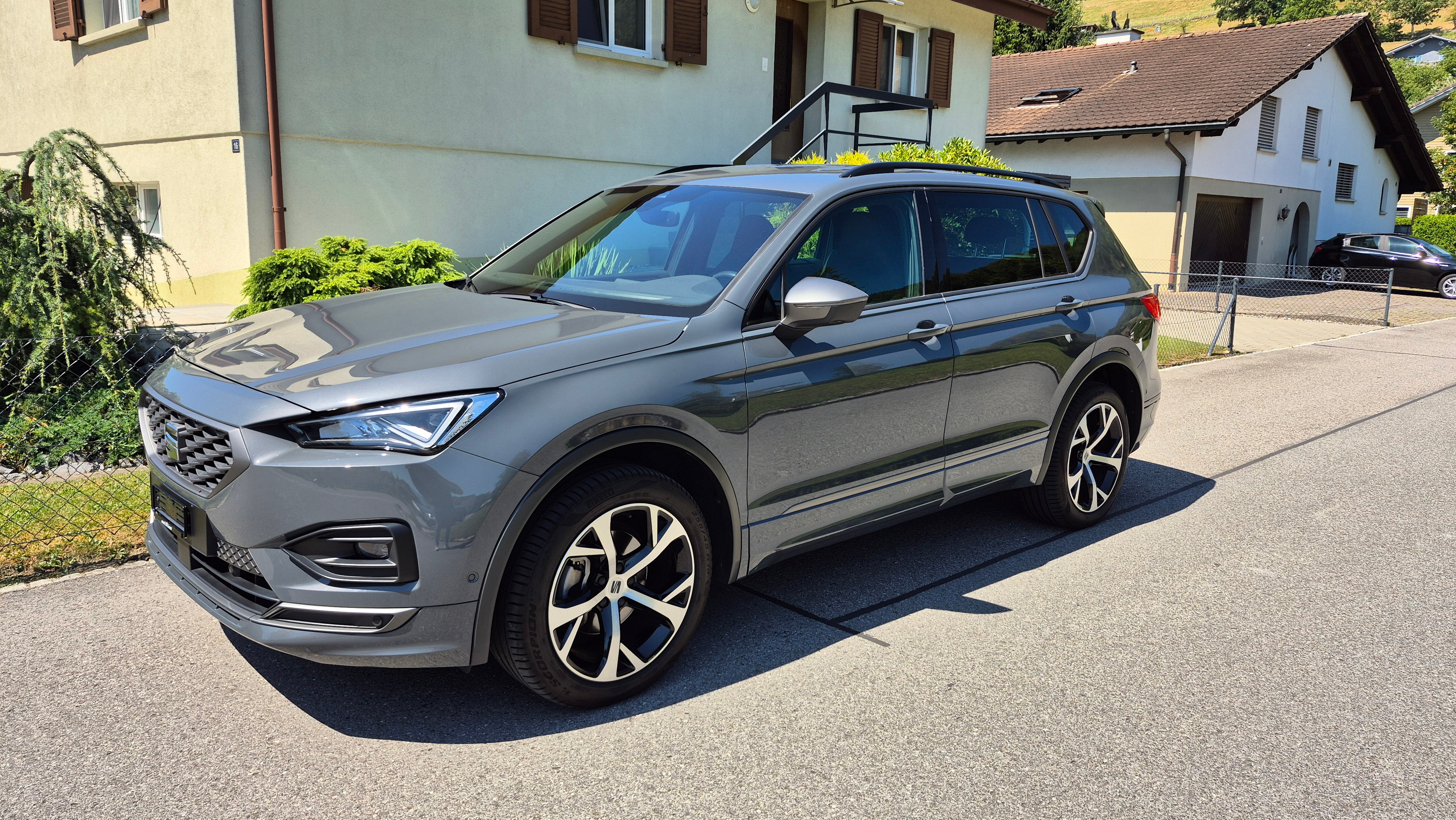 SEAT Tarraco 1.5TSI EVO Move FR DSG 7 Sitze Servicepaket — slika 1