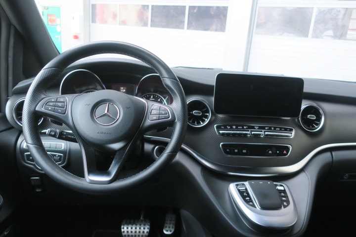 MERCEDES-BENZ V 300 d lang Swiss Edition 4Matic 9G-Tronic-image-9