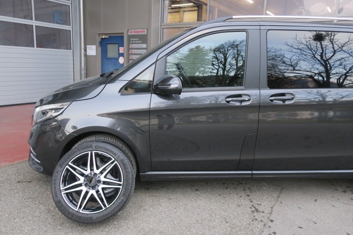 MERCEDES-BENZ V 300 d lang Swiss Edition 4Matic 9G-Tronic-image-5