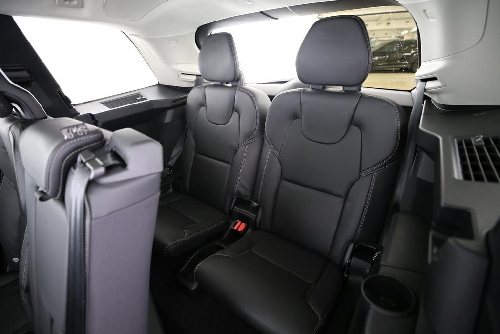 VOLVO XC90 2.0 T8 TE Ultra Dark eAWD-image-5