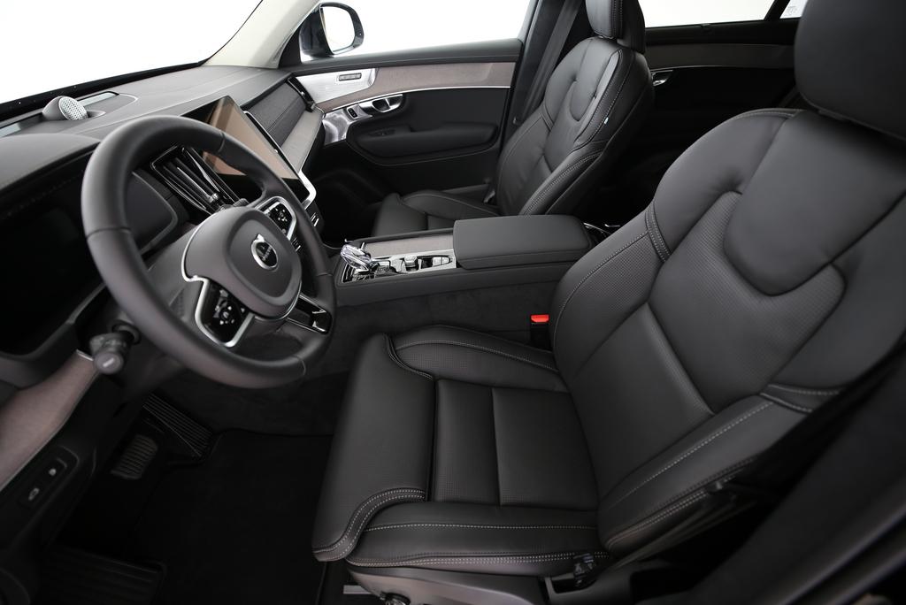 VOLVO XC90 2.0 T8 TE Ultra Dark eAWD-image-3