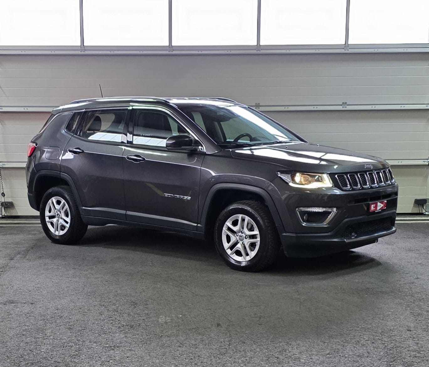 JEEP Compass 1.4 Turbo Limited AWD 9ATX *CH-Fahrzeug*-image-6