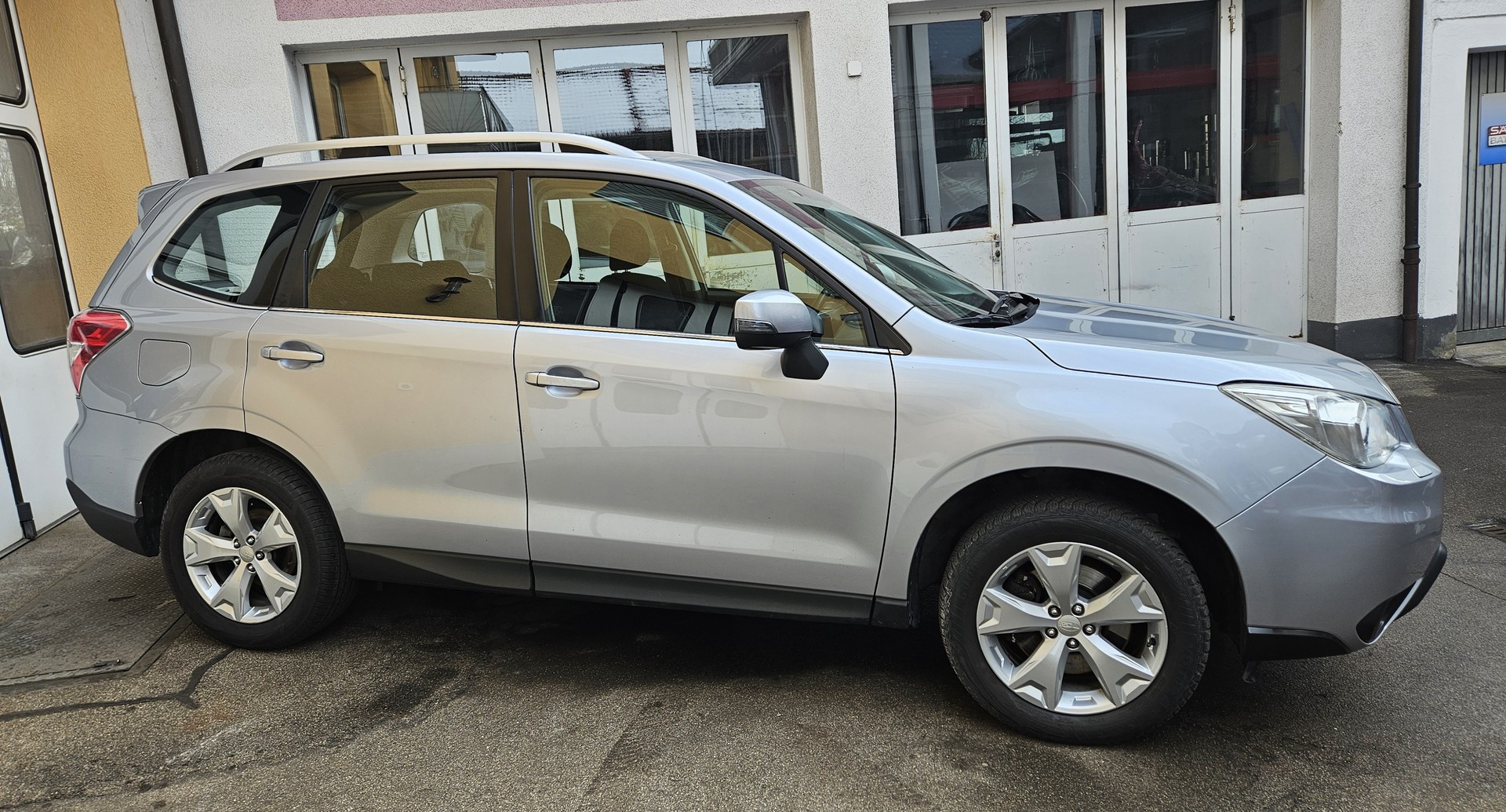 SUBARU Forester 2.0D Swiss-image-16