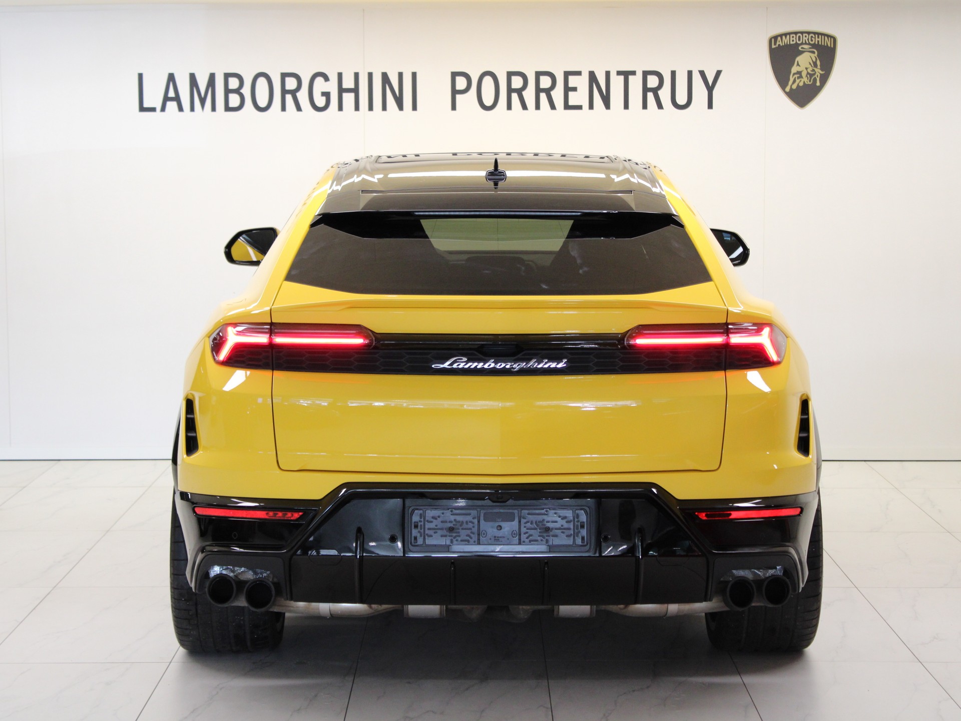 LAMBORGHINI Urus SE-image-3