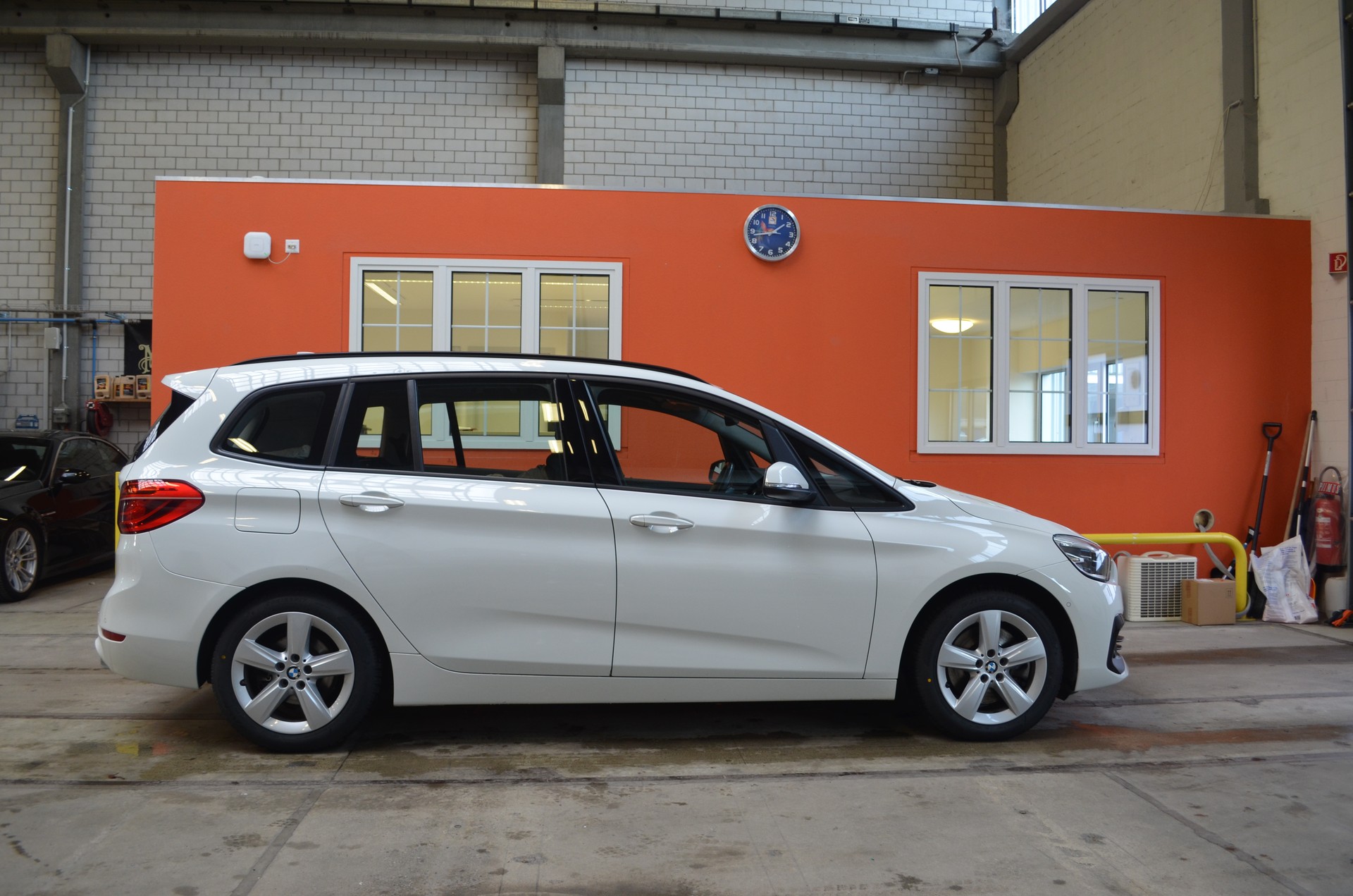 BMW 218d xDrive Gran Tourer Steptronic-image-3