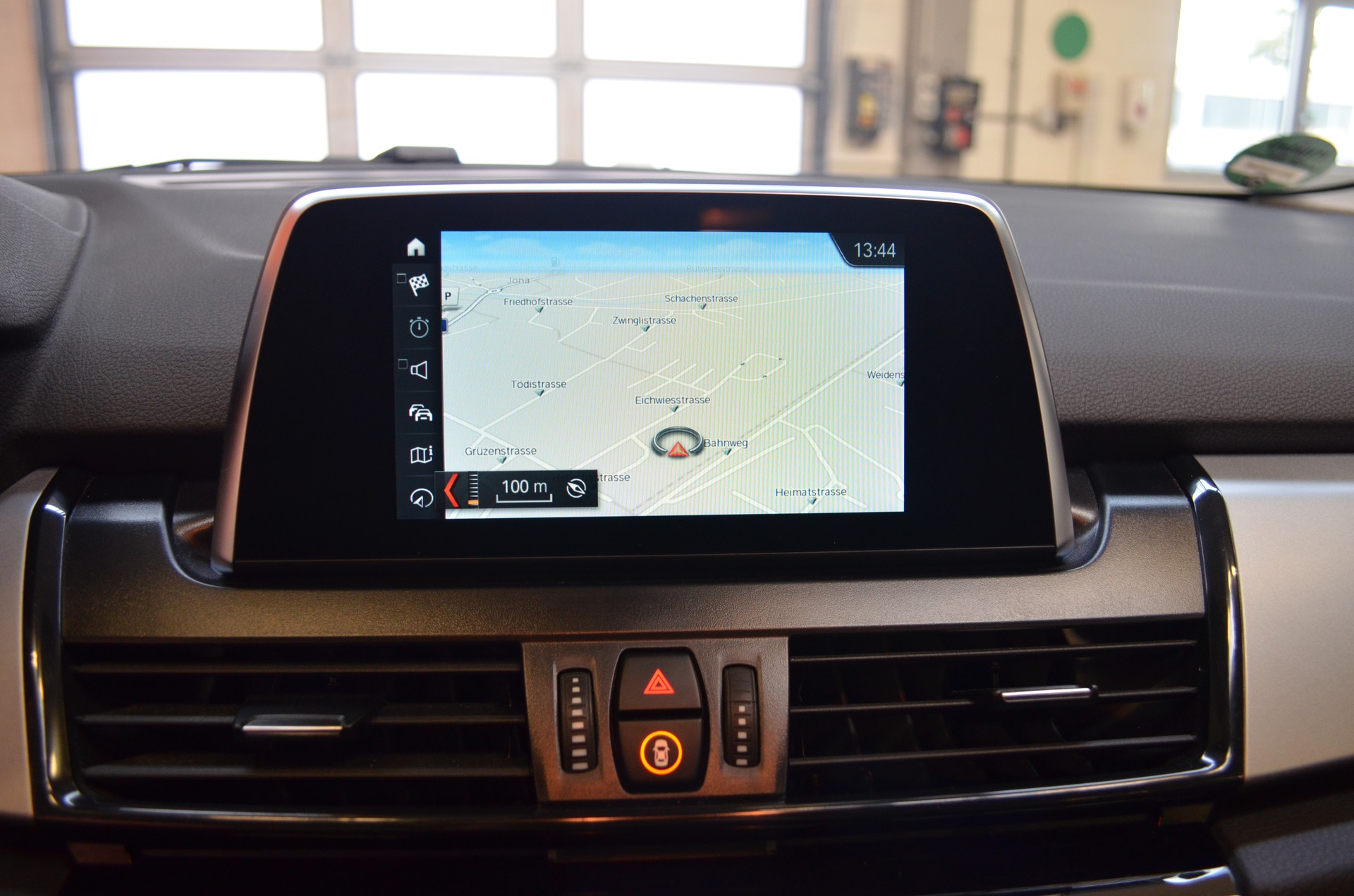 BMW 218d xDrive Gran Tourer Steptronic-image-7