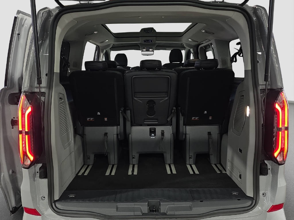 FORD Tourneo Custom Bus 320 L1 2.0 EcoBlue 170 PS Titanium X 4x4-image-15