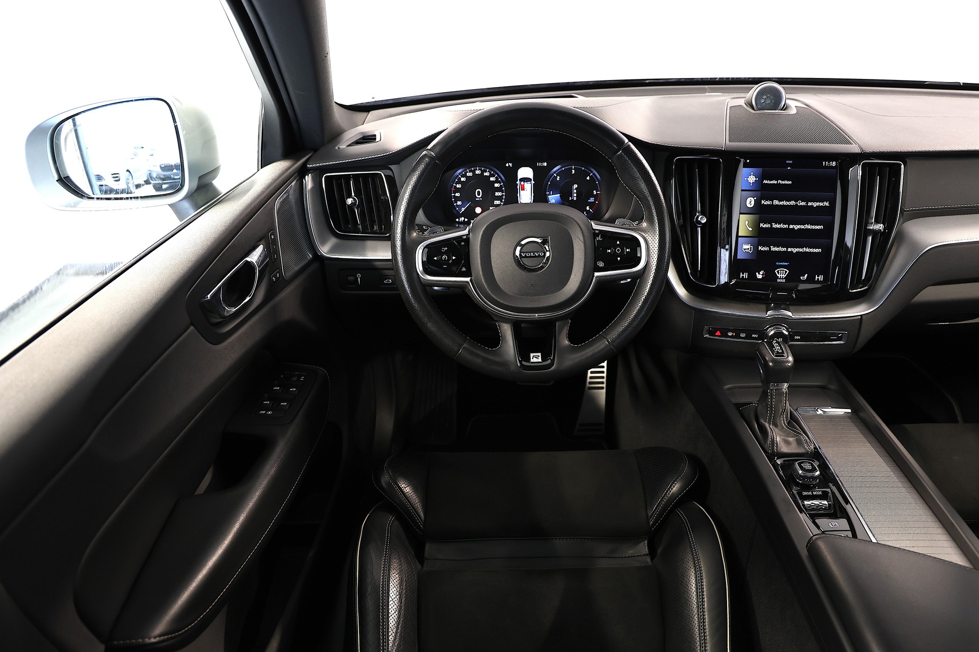 VOLVO XC60 D5 AWD R-Design Geartronic-image-9