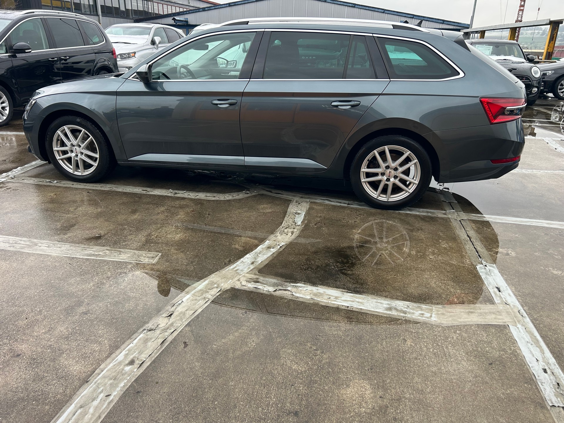 SKODA Superb 1.4 TSI Ambition PHEV DSC-image-1