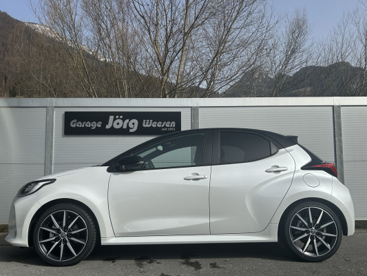 TOYOTA Yaris 1.5 GR Sport e-CVT-image-2