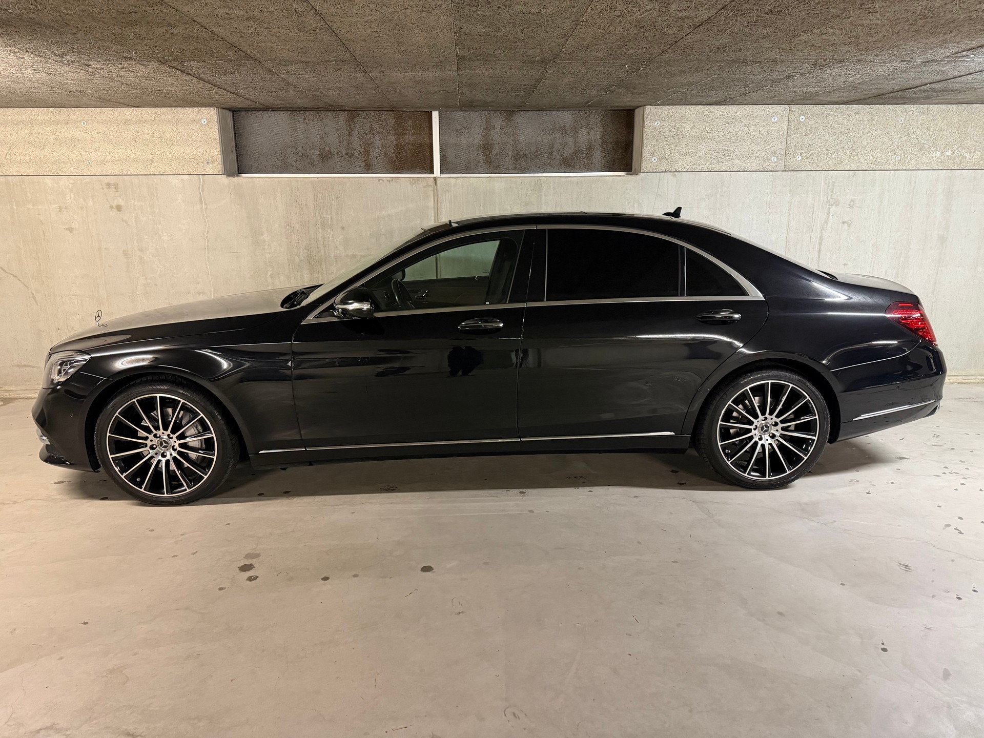 MERCEDES-BENZ S 350 d L 4Matic 9G-Tronic-showroom-element-1