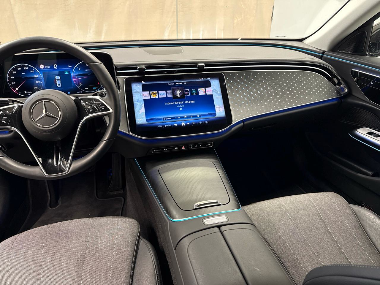 MERCEDES-BENZ E 220 d 9G-Tronic-image-5