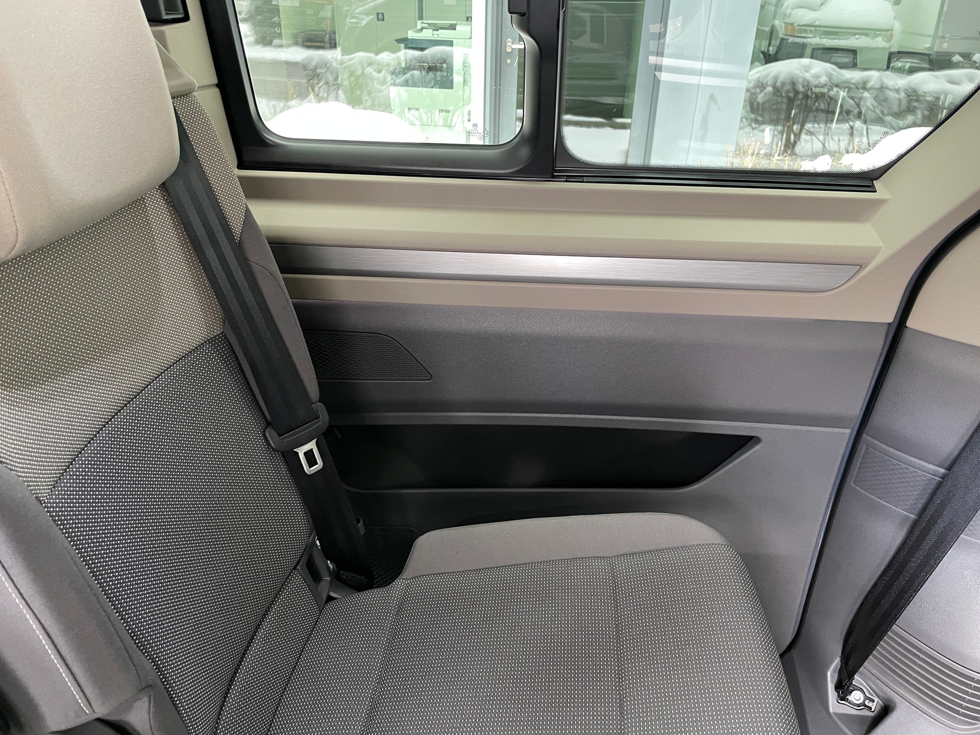 VW Multivan 1.5 eHybrid Life Edition 4Motion DSG-image-18