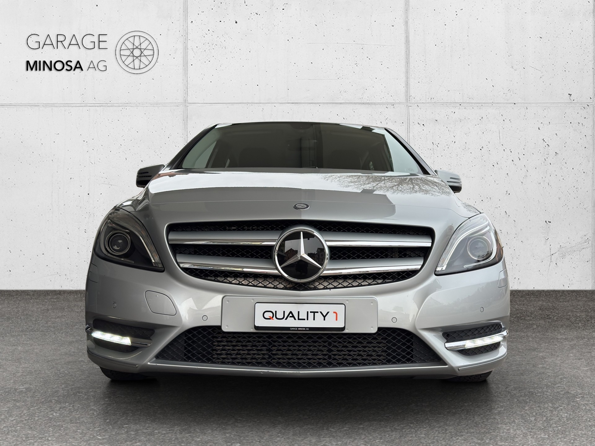 MERCEDES-BENZ B 180 7G-DCT-image-7