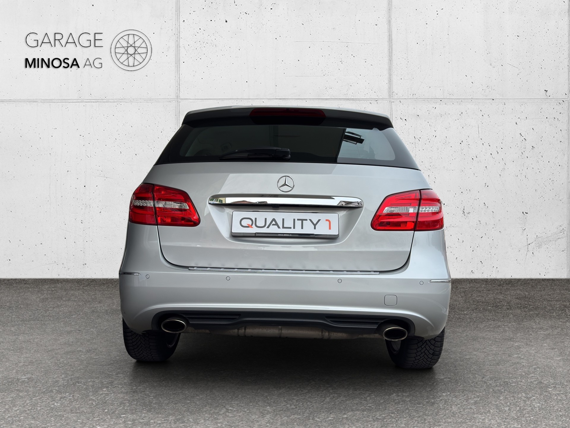 MERCEDES-BENZ B 180 7G-DCT-image-3