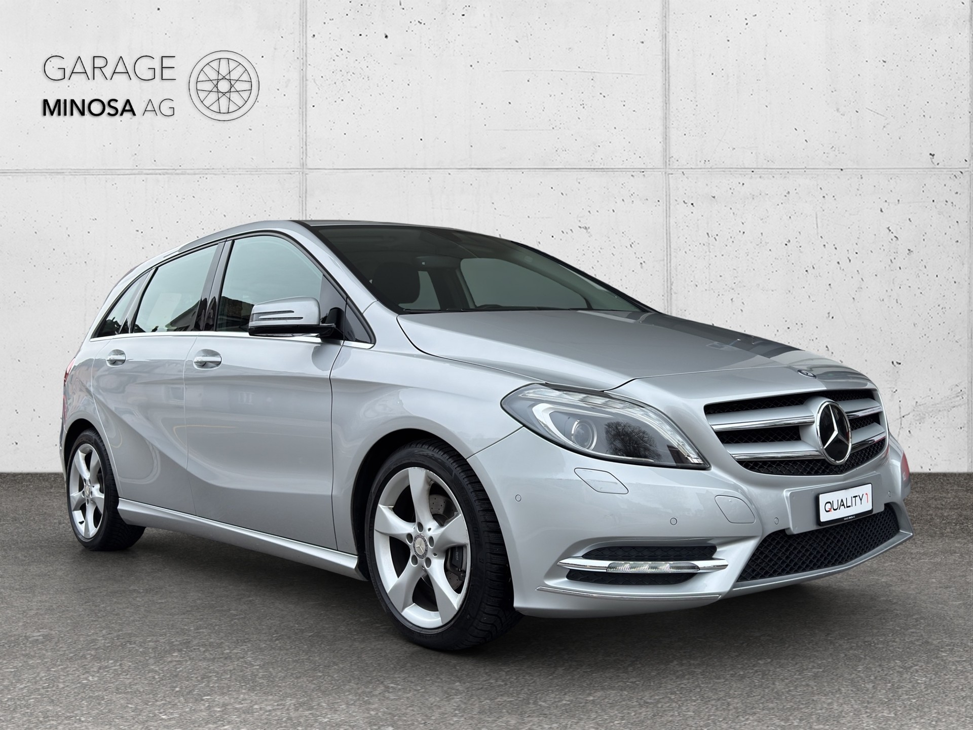 MERCEDES-BENZ B 180 7G-DCT-image-6