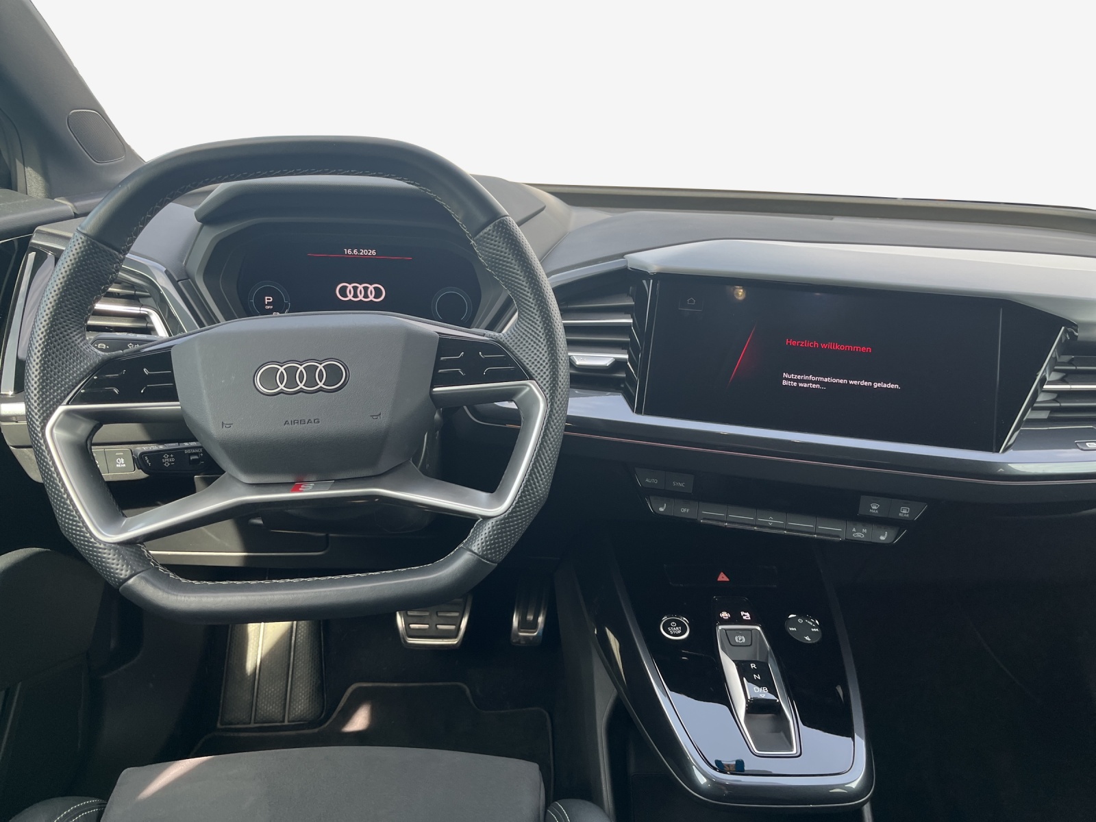 AUDI Q4 Sportback e-tron 45 quattro-image-8