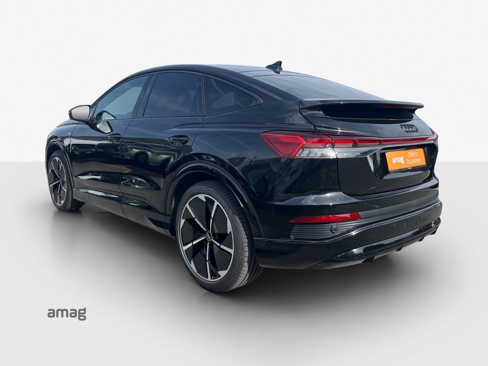 AUDI Q4 Sportback e-tron 45 quattro-image-2
