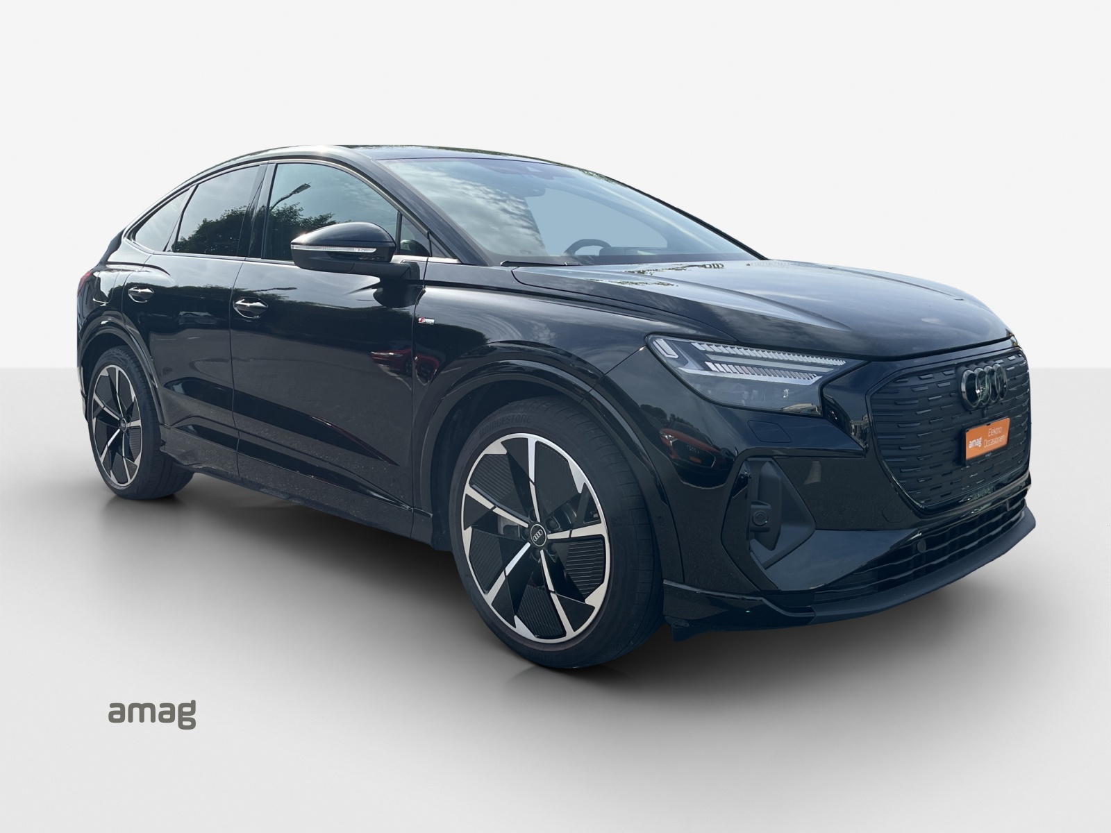 AUDI Q4 Sportback e-tron 45 quattro-image-5