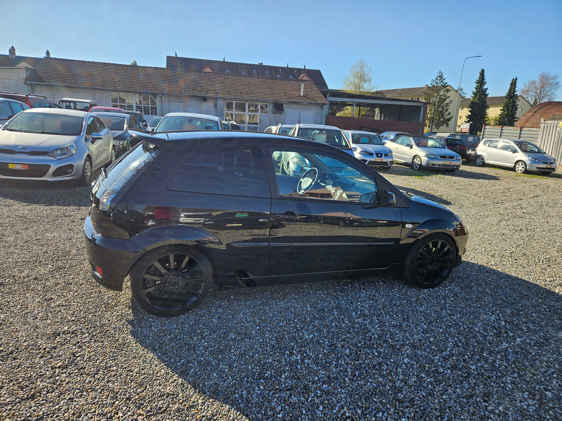 FORD Fiesta 2.0 16V ST-image-3