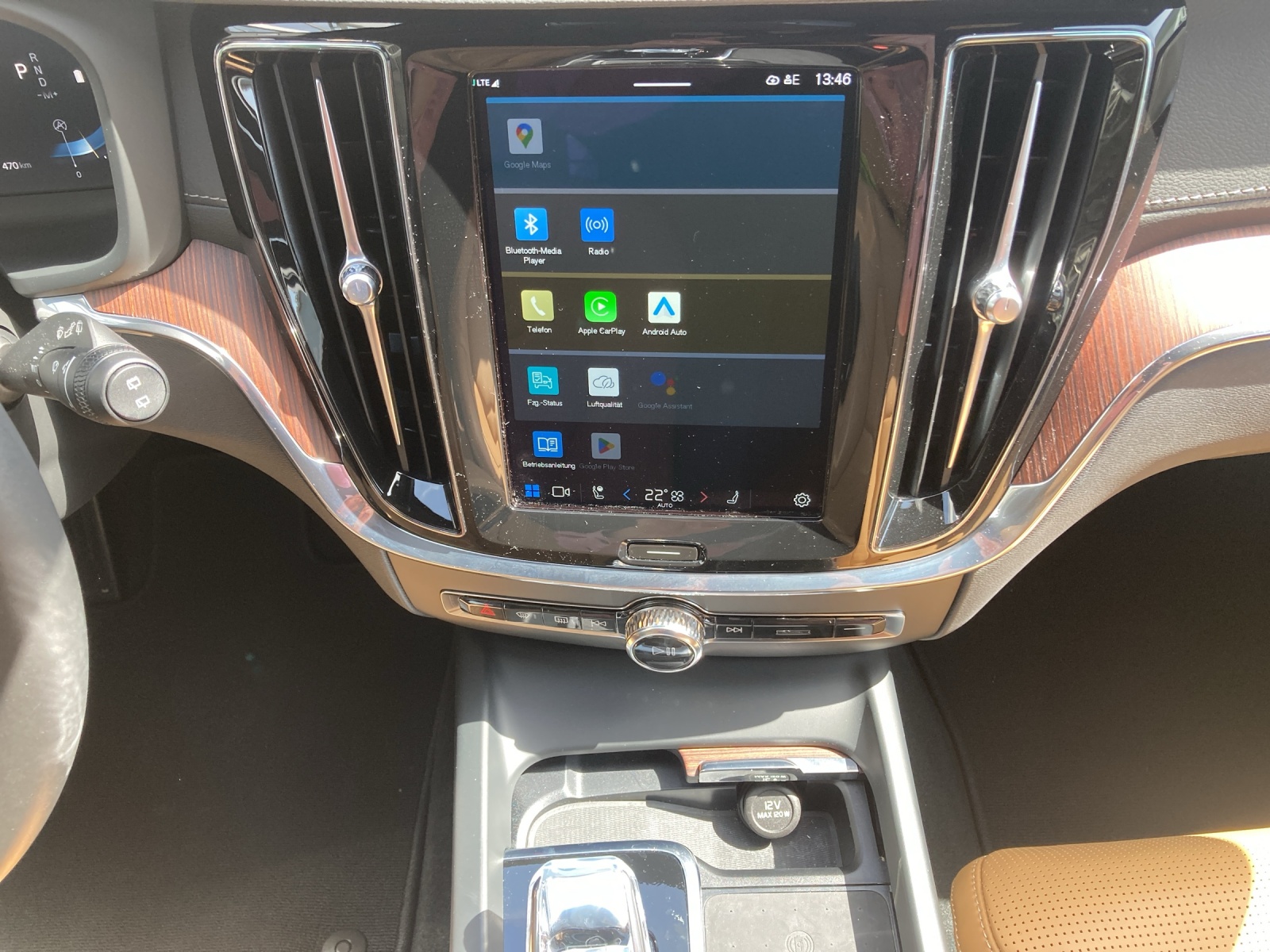 VOLVO V60 Cross Country B5 Mild Hybrid Ultimate AWD Geartronic-image-10