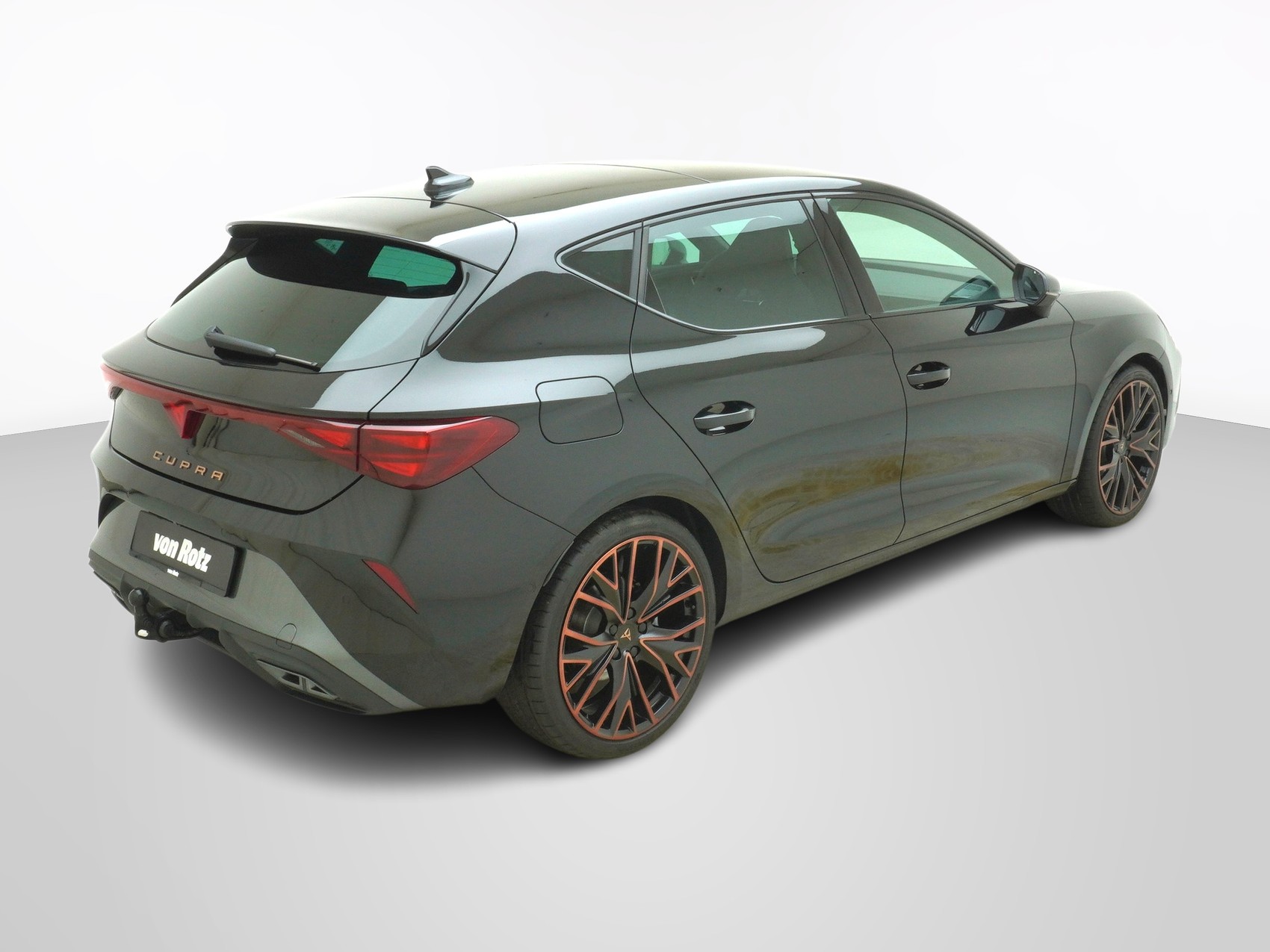 CUPRA Leon 1.5 eTSI DSG-image-4