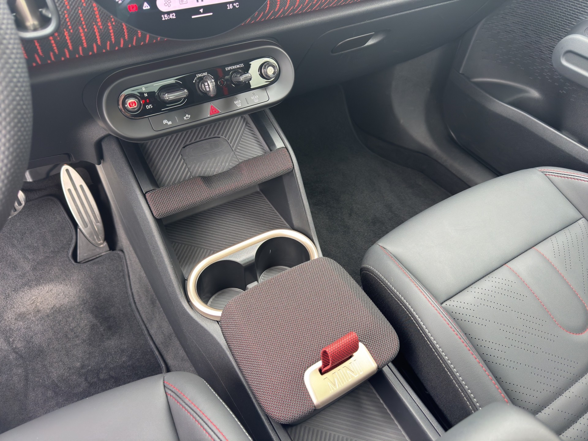 MINI Countryman John Cooper Works ALL4 Steptronic-image-12
