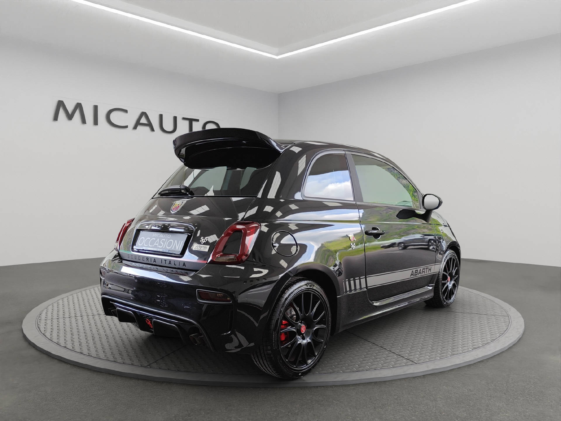 FIAT 595 Abarth 1.4 T-Jet 160 Pista-image-2