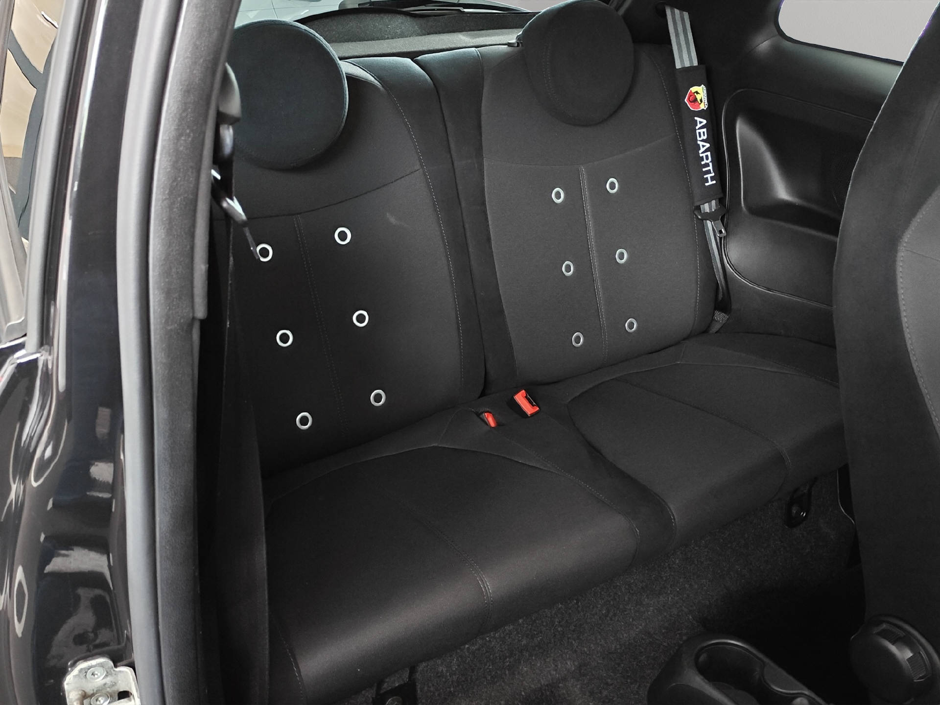 FIAT 595 Abarth 1.4 T-Jet 160 Pista-image-10