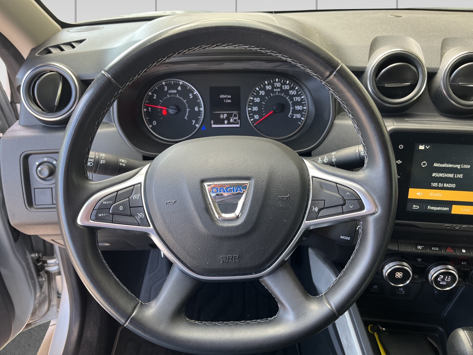 DACIA Duster TCe 150 Prestige EDC 4x2-image-8