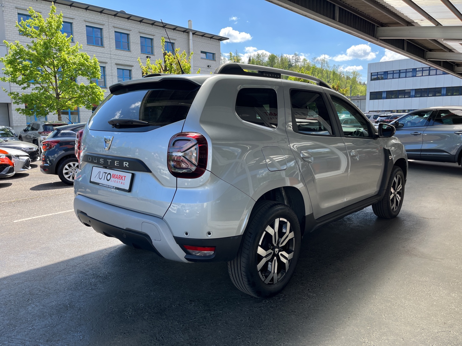 DACIA Duster TCe 150 Prestige EDC 4x2-image-4