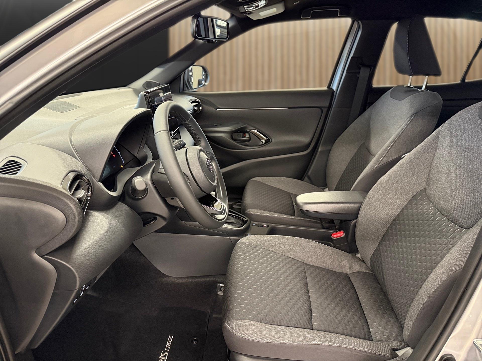 TOYOTA Yaris Cross 1.5 Trend e-CVT-image-10