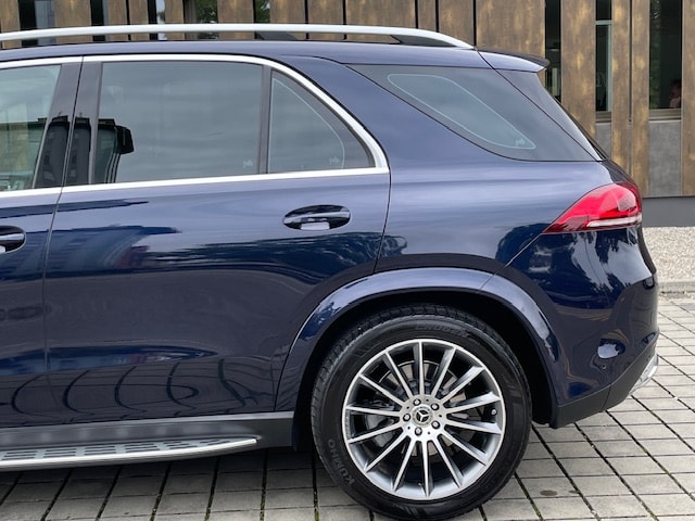 MERCEDES-BENZ GLE 300 d 4Matic AMG Line 9G-Tronic-image-9