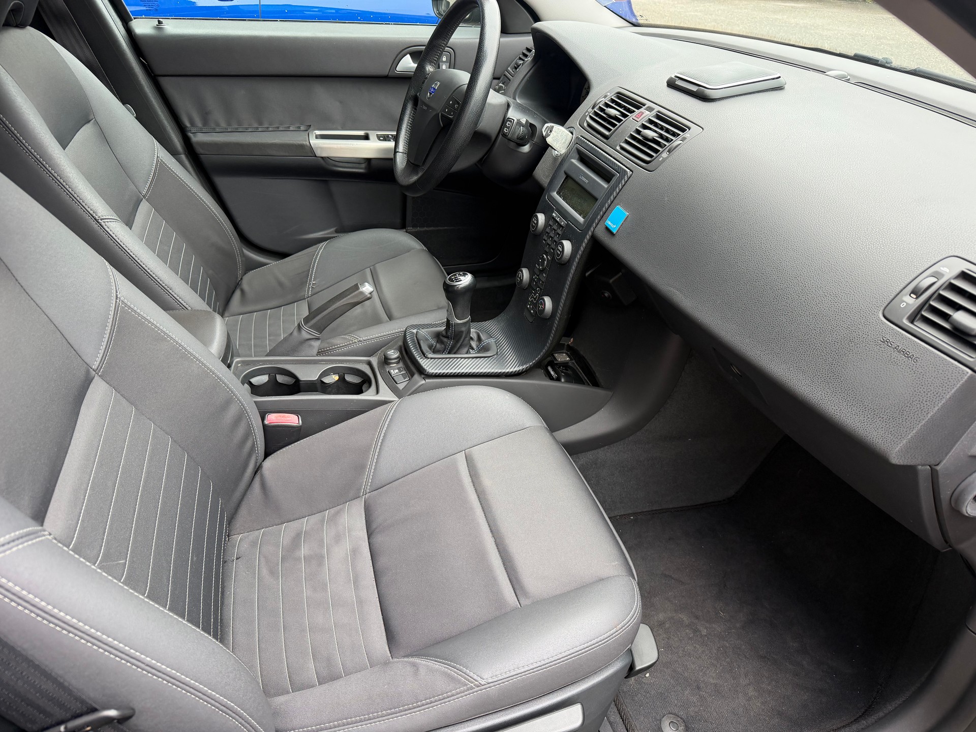VOLVO V50 2.0D Summum-image-9