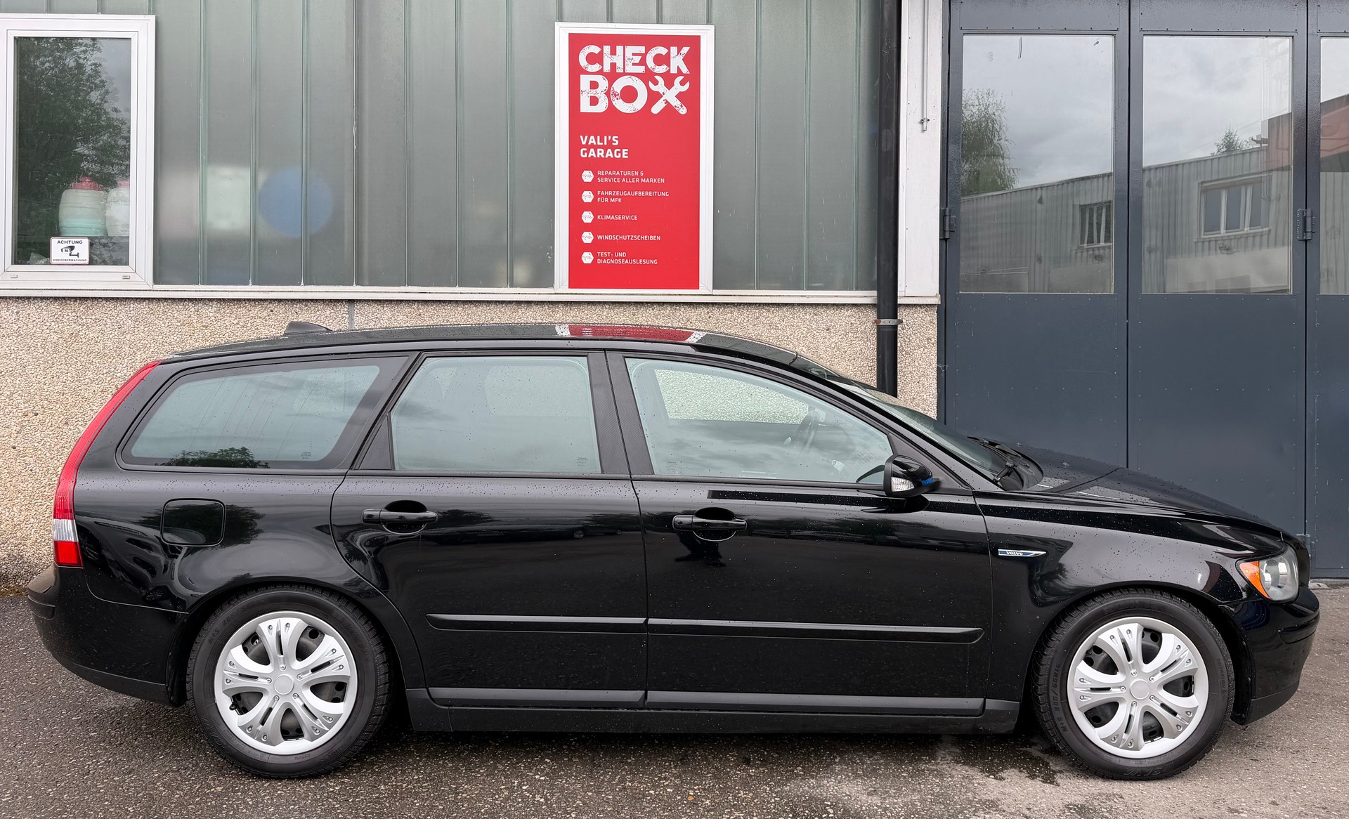 VOLVO V50 2.0D Summum-image-4