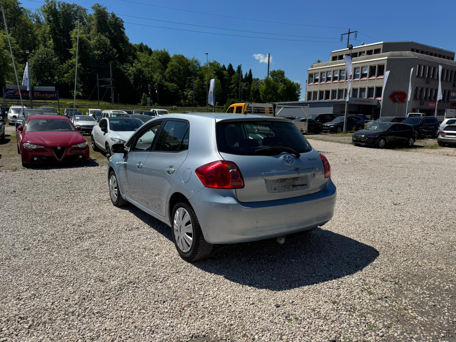 TOYOTA Auris 2.0 D-4D Linea Luna-image-5