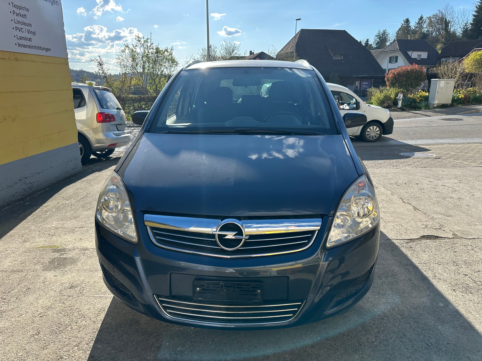 OPEL Zafira 1.8i 16V Cosmo